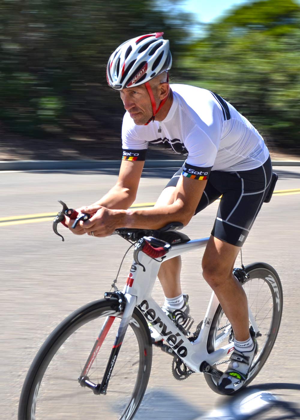 Men’s Compression Cycling Shorts with Pockets